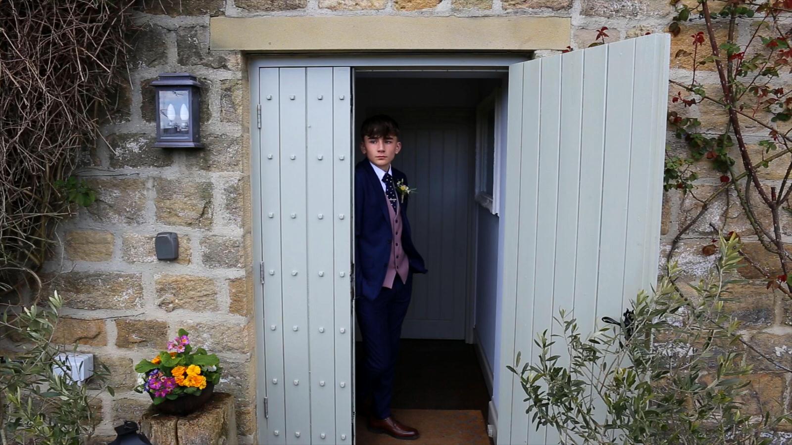 son waits for bride at the Chilli Barn