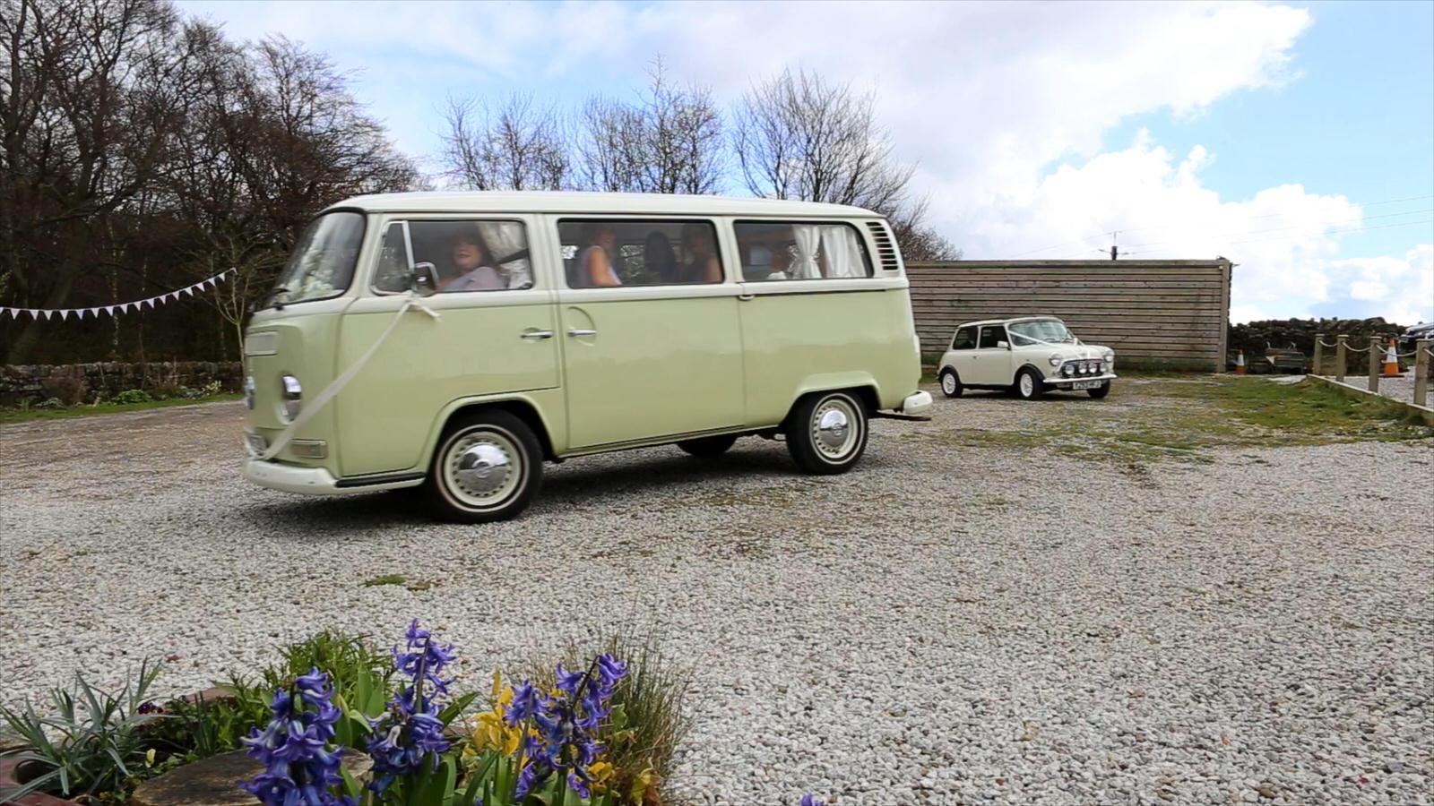 VW camper and mini arrive at Chilli Barn Otley