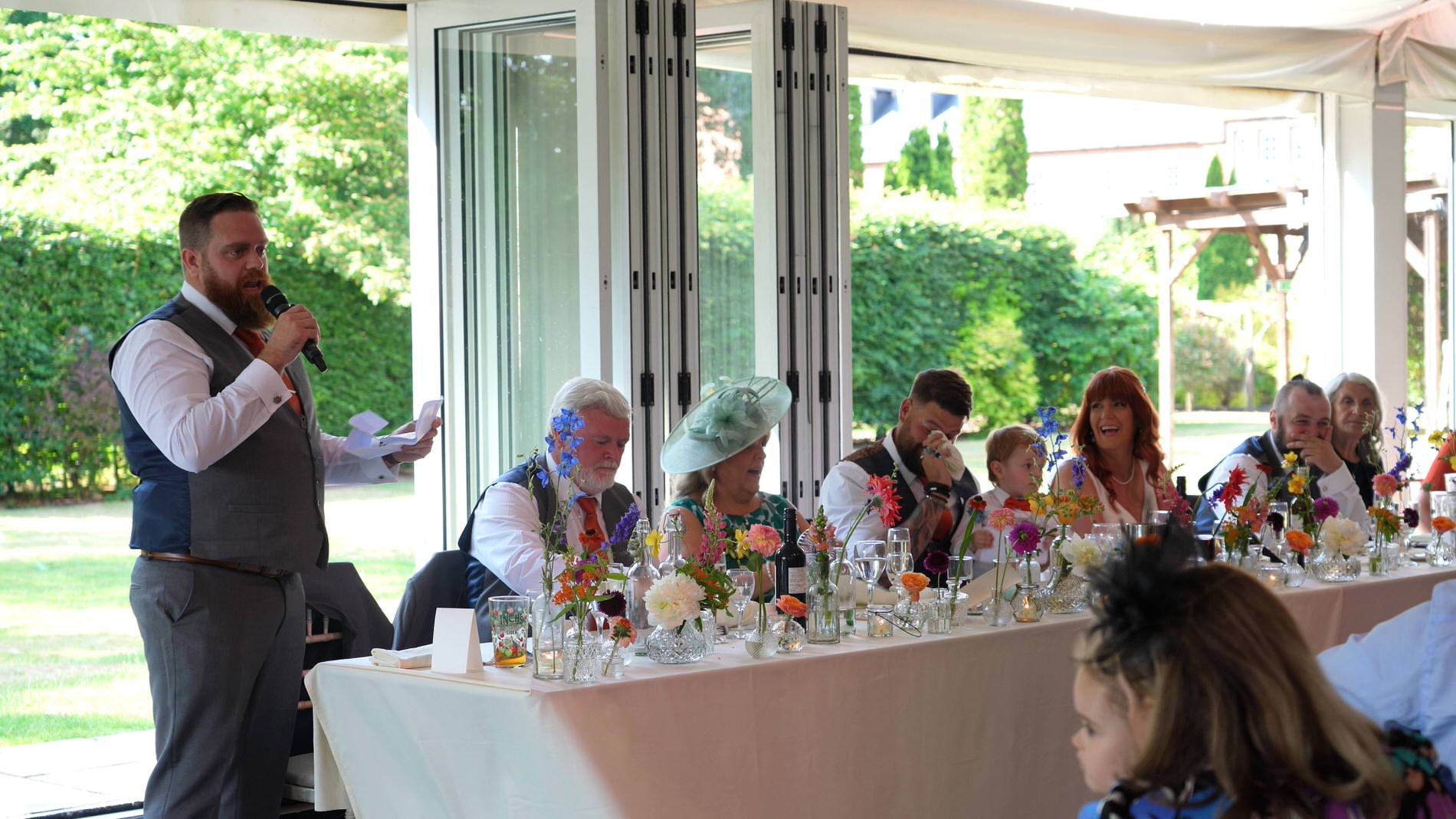 the best man making the top table laugh at Nunsmere hall