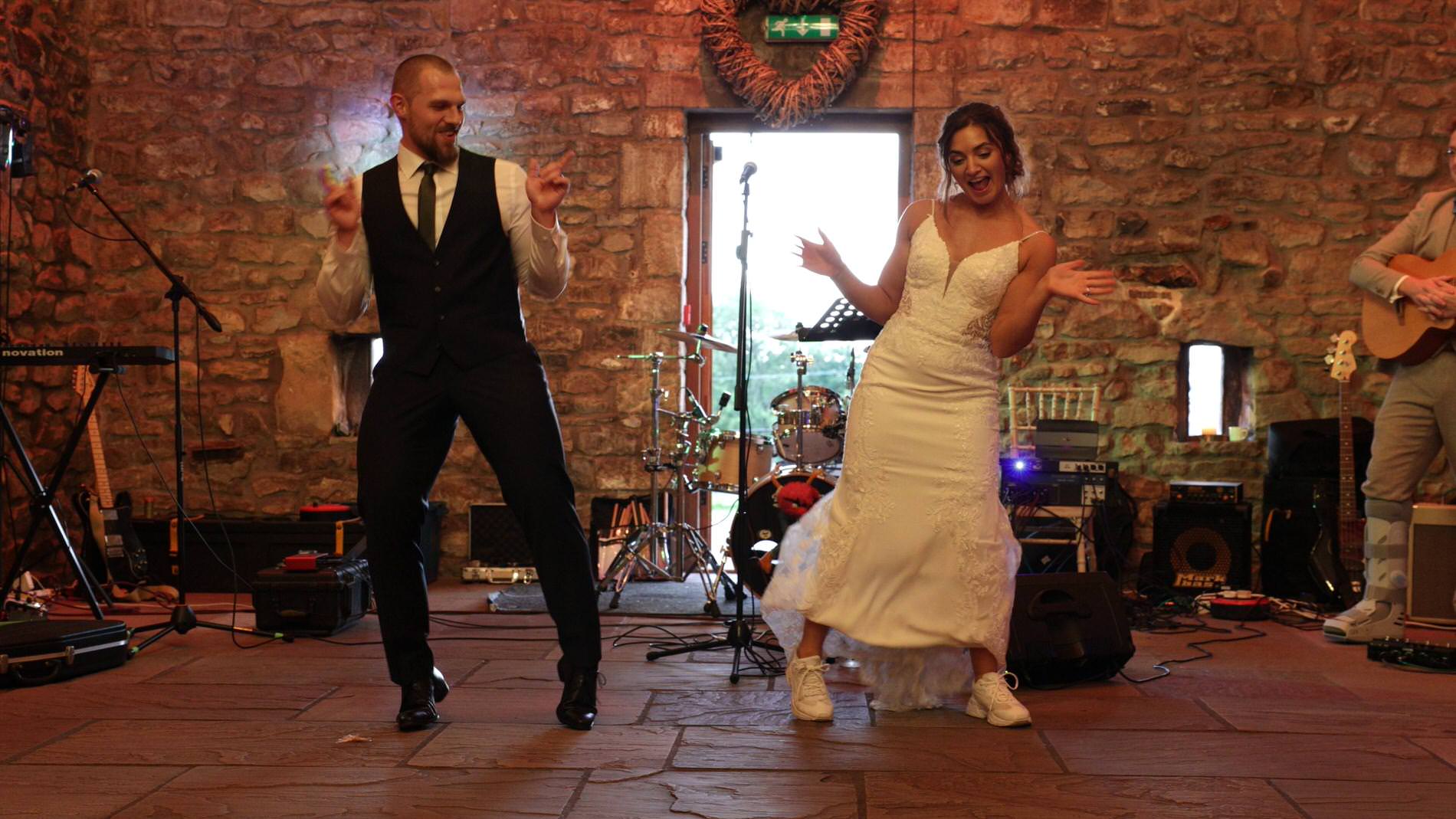 the couple do a choregraphed wedding dance at Browsholme Hall