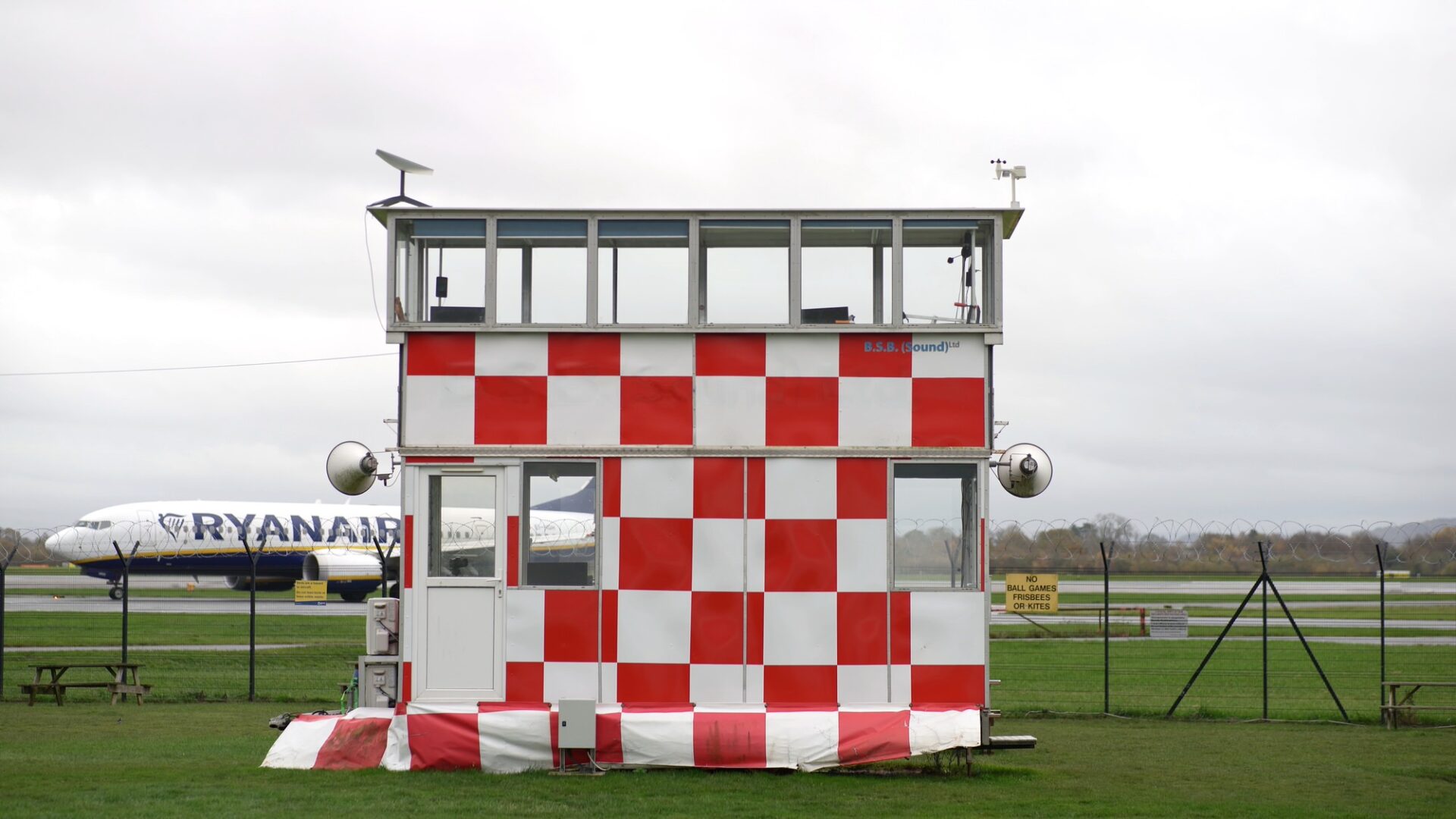 runway view at Manchester concorde visitor park